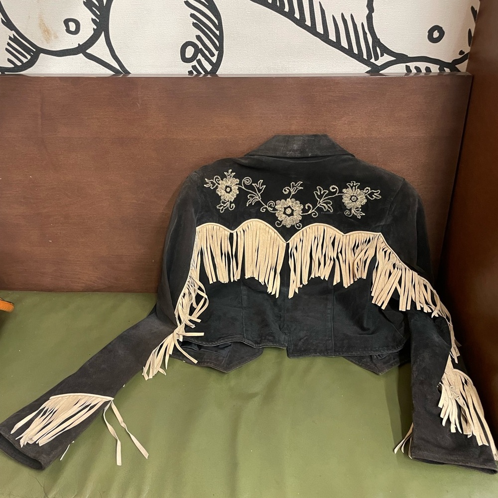 Cripple Creek Elegant Black Fringe Blazer with Floral Embroidery - Picture 2 of 4
